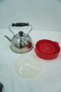 lot 233 image: Stainless Steel Kettle (good condition) & Microwave Silicone Popcorn Popper