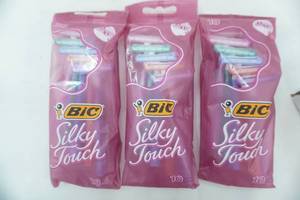 lot 261 image: Bic Silky Touch Razors 3 package with 10 in each package