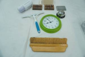 lot 281 image: Diffuser Nightlight, Soap Dishes, Service Bell, Wall Clock, Squiggy, Dust Brush