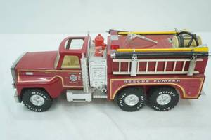 lot 282 image: VIntage Nylint Rescue Pumper Pressed Steel Toy Fire Truck