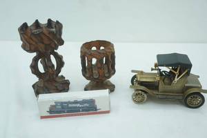 lot 283 image: Vintage Hand-Carved Wooden Decorative Goblet & Candle Holder Vintage 1908 Ford Model T Brass Model Car