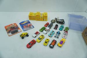 lot 337 image: Hot Wheels & Matchbox Cars