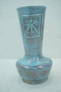 lot 350 image: Vintage Savoy China Vase. 12 tall