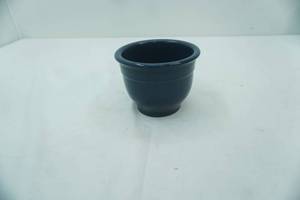 lot 352 image: Zanesville Stoneware Pottery Bowl 6 diameter by 4.5 tall