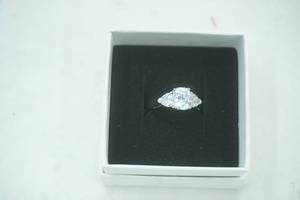 lot 363 image: Jewelry Lot 925 Cubic Zirconia Ring