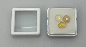 lot 122 image: Three 6x8 MM Natural Ethiopian Oval Opals