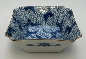 lot 205 image: Vintage Japanese Arita Porcelain Cobalt Blue Flying Crane Design Square Bowl 4 34