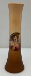 lot 211 image: Antique 1910 Warwick Porcelain Portrit Vase (Has Crazing In Clearcoat) 11 34