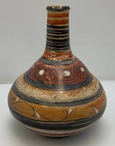 lot 226 image: Vintage Tonala Mexico Mid-Century Pottery Vase