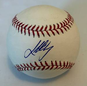 lot 37 image: Kolten Wong Autographed Baseball - Rawlings OMLB Selig Ball