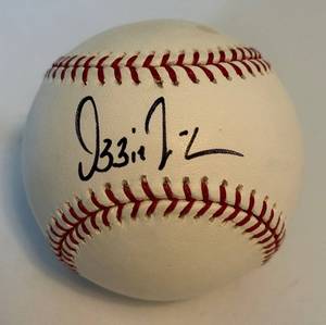lot 51 image: Ozzie Guillen Autographed Baseball
