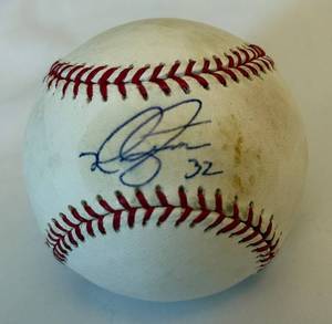 lot 52 image: Mike Hampton Autographed Baseball - Rawlings Official MLB Selig Ball
