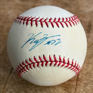 lot 70 image: Kazuhiro Sasaki Signed Baseball Rawlings OMLB Selig Ball