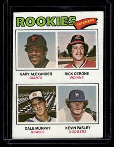 lot 75A image: Dale Murphy RC 1977 Topps Rookie Catchers #476 Rookie Vintage Baseball Card