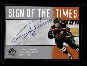 lot 19B image: Marian Gaborik Auto 2001 SP Authentic Upper Deck Sign of the Times #MG Signed Minnesota Wild Hockey Card