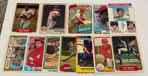 lot 122 image: Tom Seaver 12-Card Vintage Baseball Lot