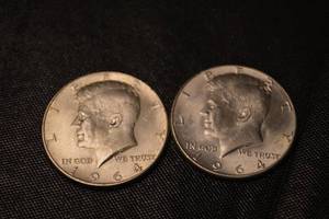 lot 35 image: Kennedy Half Dollar 1964 Pair - US 50c Coins 90% Silver