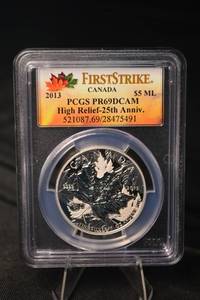 lot 40 image: Maple Leaf High Relief 25th Anniversary 1 oz Silver Coin - Canada - $5 CAD - PR69DCAM