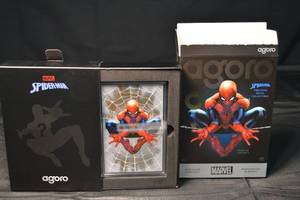 lot 76 image: Agoro Marvel Spider-Man Precious Metal Collectible 5 g .999 Silver SP-11 Blind Box