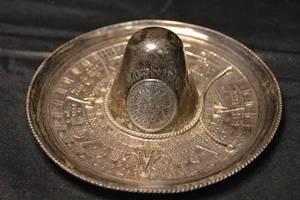 lot 77 image: Vintage Mexico Sterling Sombrero - 61.37 g Solid Silver