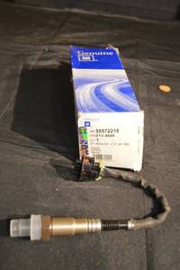 lot 247 image: GM Genuine Parts 55572216 Oxygen Sensor