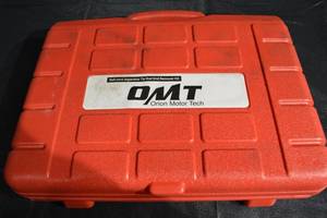 lot 178 image: OMT Ball Joint Separator & Tie Rod End Remover Kit