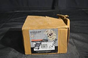 lot 196 image: MasterPro Undercar Spindle Hub 63006