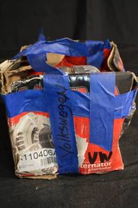 lot 257 image: R110406A Alternator - Used Automotive Vehicle Part