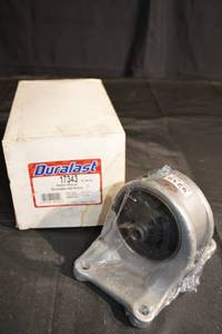 lot 258 image: Duralast 17343 Motor Mount - 1 Piece