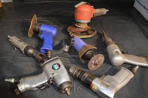 lot 279 image: Craftsman Pneumatic Grinders & Sander Lot - Assorted Air Tools