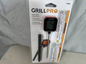 lot 128 image: New Grill Prop Instant Read Digital Probe Thermometer