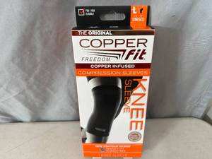 lot 139 image: New Copper Fit Knee Compression Sleeve - Large