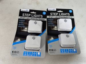 lot 158 image: 4 New Motion Activated Step Lights