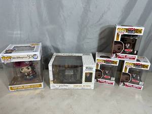 lot 159 image: 5 New Funko Pop Collecitble Figurines