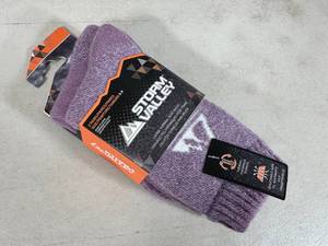 lot 190 image: 2 New Pairs of Storm Valley Ladies Thermal Boot Socks