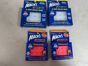 lot 243 image: New Macks Silicone Putty Earplugs