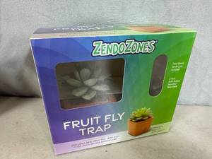 lot 268 image: New Zendozones Fruit Fly Trap