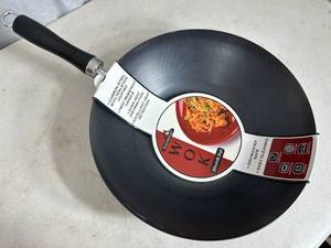 lot 312 image: New 6.5 Quart Metal Wok Pan