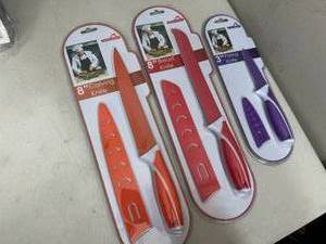 lot 315 image: 3 New Ceramic Coated Kitchen Knives with Sleeves