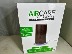 lot 3 image: New Aircare Mesa Ultrasonic Humidifier with Remote