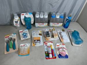 lot 50 image: New Baby Feeding Supplies, Safety Supplies, Etc