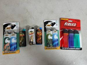 lot 77 image: 10 New Lighters