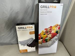 lot 101 image: New Grilling Food Prep Gloves and Shish Kabob Set