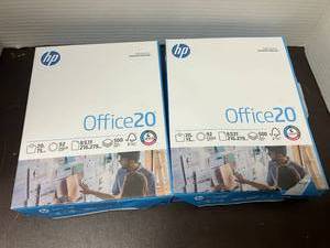 lot 138 image: HP White Copy Paper