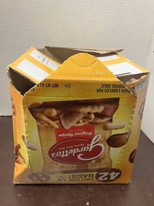 lot 122 image: Gardettos