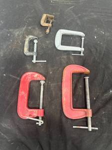 lot 1499 image: Assorted Metal C-Clamps Lot