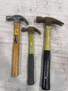 lot 1507 image: Assorted Claw Hammers Lot