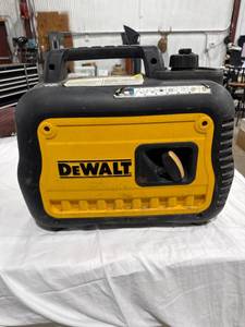 lot 1535 image: DeWalt DXGNI2200 Inverter Generator