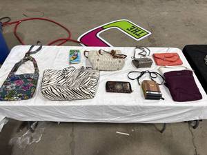 lot 1542 image: Assorted Handbags and Wallets Lot