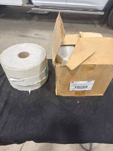 lot 1578 image: 3M Venture Vinyl Foam Tape